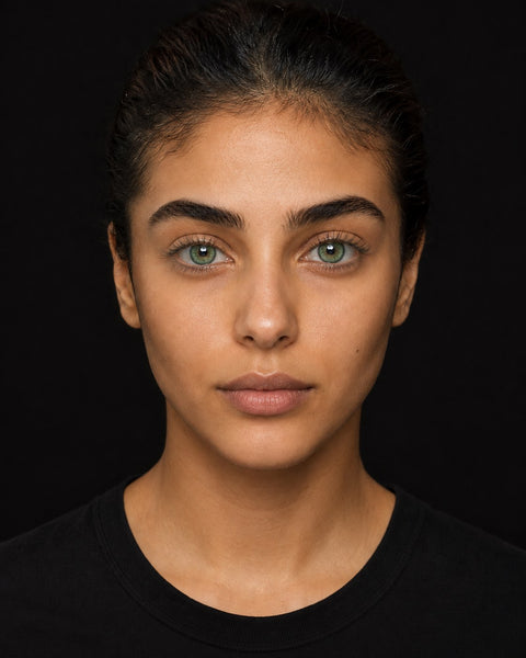 Fresh Lady Breeze Green coloured contact lens worn by a model