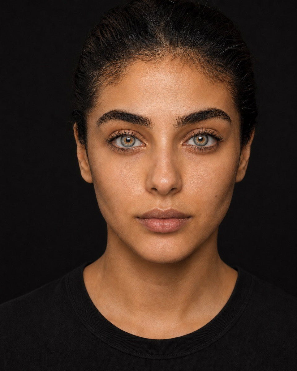 Fresh Lady Lolite coloured contact lens worn by a model, studio light
