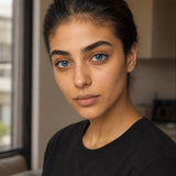 Fresh Lady Sky Blue coloured contact lens seen in daylight